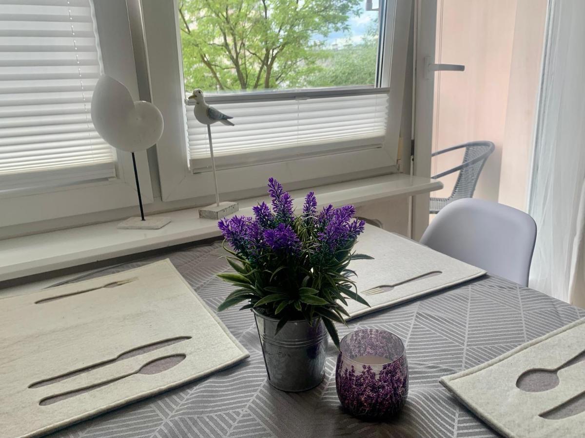Wera - Klimatyczny Apartament 300 M Od Plazy Brzezno - Azw Γκντανσκ Εξωτερικό φωτογραφία